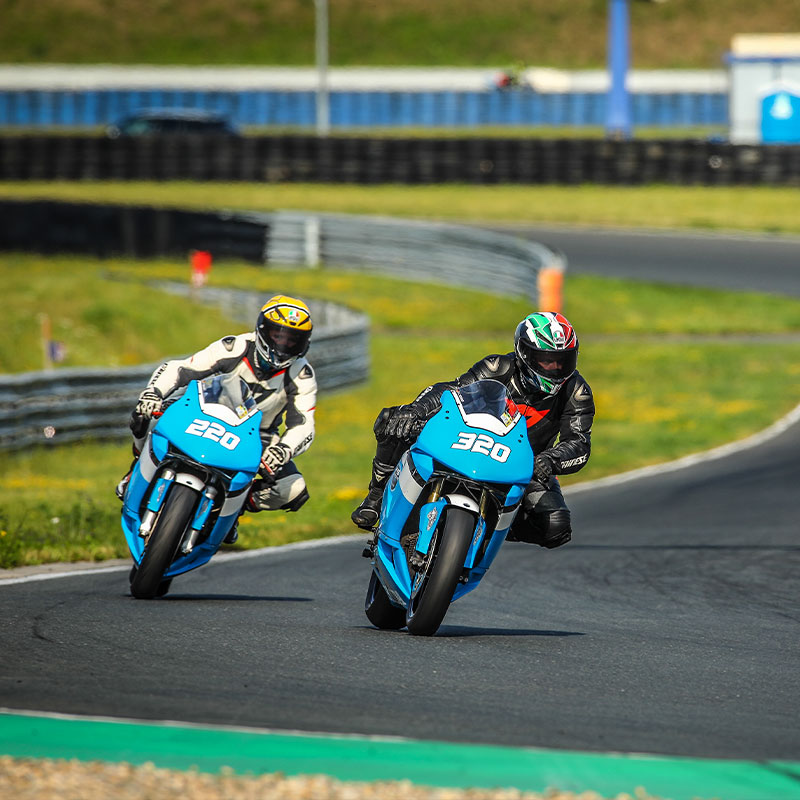 Motorbike Racing-Team